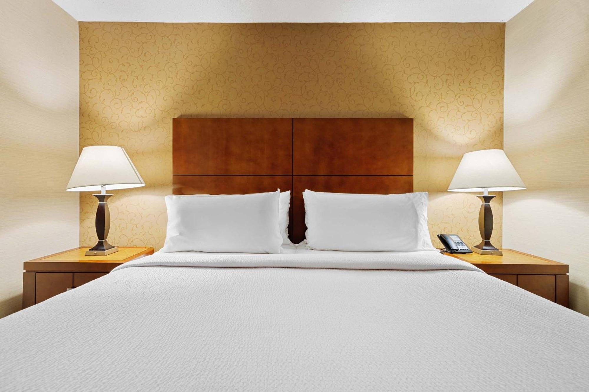 Sandman Hotel & Suites London Downtown Exteriör bild